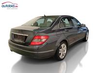 Aanzicht achter rechts