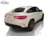 Aanzicht achter rechts