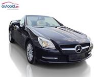 Pogled desno spredaj