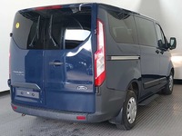 Widok z tyłu po stronie prawej