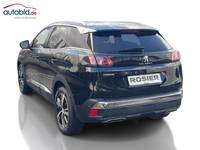 Vaade tagant vasakult