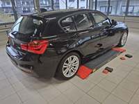 Widok z tyłu po stronie prawej