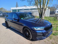 Вид спереди справа