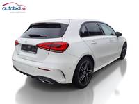 Aanzicht achter rechts