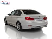 Vaade tagant vasakult