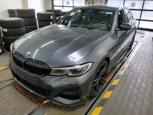 Widok z przodu po stronie lewej