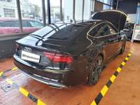 Vue de l’arrière droit