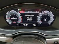 Pohled na přístrojovou desku