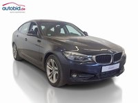 Pogled desno spredaj