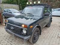 Вид спереди слева