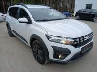 Pogled sprijeda desno