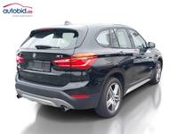 Aanzicht achter rechts