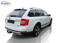 Widok z tyłu po stronie prawej