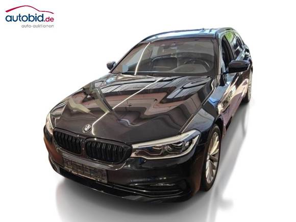 Вид спереди слева