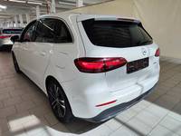 Вид сзади слева