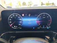 Вид на приборную панель