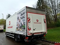 Pogled od pozadi levo