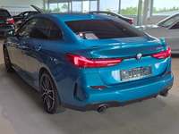 Вид сзади слева