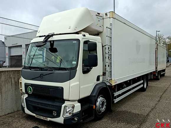 Pogled od napred levo