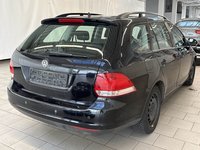 Widok z tyłu po stronie prawej