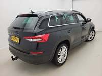 Widok z tyłu po stronie prawej