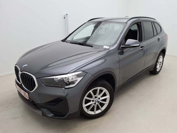 Náhled zpředu zleva