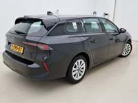 Aanzicht achter rechts