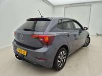 Widok z tyłu po stronie prawej