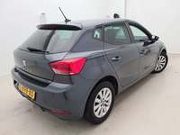 Aanzicht achter rechts