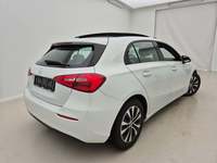 Widok z tyłu po stronie prawej