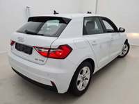 Widok z tyłu po stronie prawej