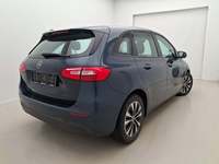 Widok z tyłu po stronie prawej