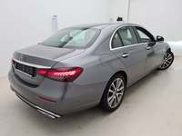 Widok z tyłu po stronie prawej