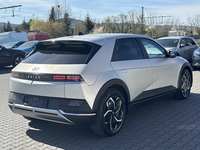 Widok z tyłu po stronie prawej