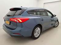 Aanzicht achter rechts