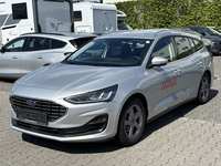 Pogled od napred levo