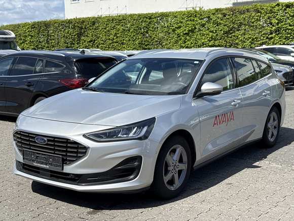 Вид спереди слева