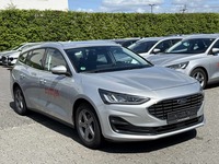 Вид спереди справа