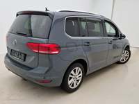 Pogled od pozadi desno