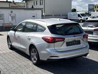 Aanzicht achter links