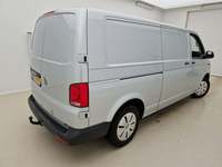 Aanzicht achter rechts