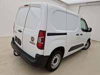 Sağ arka görünüm