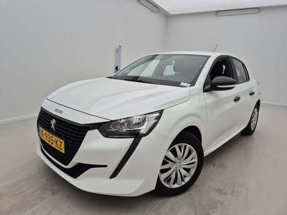 Pogled od napred levo