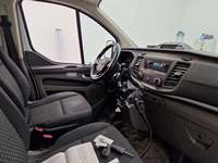 Вид на салон