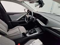 Вид на салон