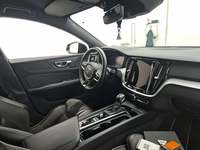 Вид на салон