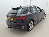 Widok z tyłu po stronie prawej