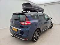 Widok z tyłu po stronie prawej