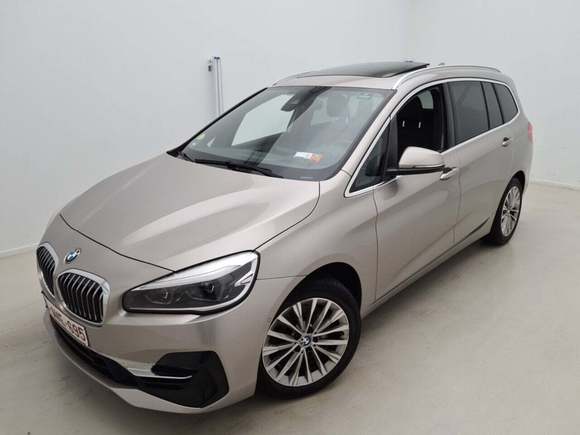 Náhled zpředu zleva