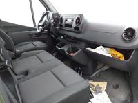 Вид на салон